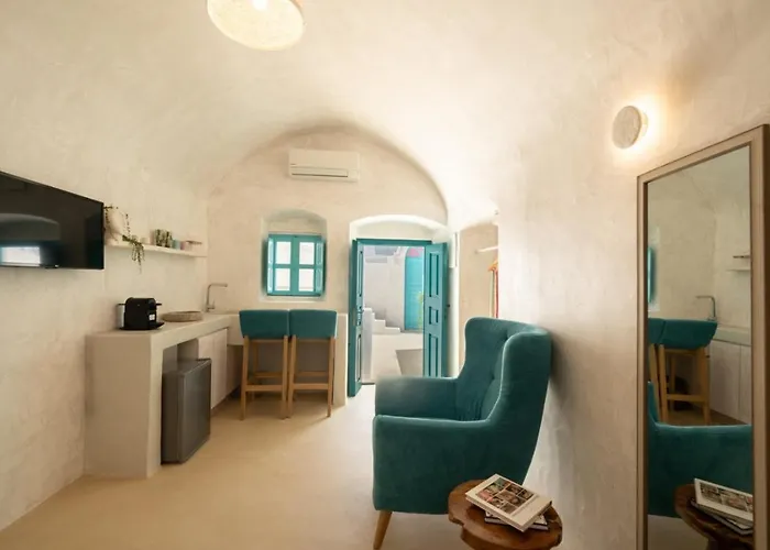 Marla Luxury Residences アパート メガロホリ